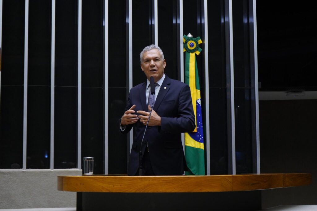 No Dia da Mineração, presidente da FPMin defende protagonismo de Minas Gerais em nova política para minerais estratégicos