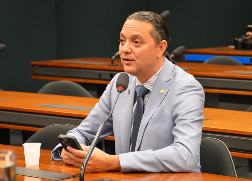 Política Nacional de Reabilitação de Weliton Prado é aprovada na Comissão de Defesa dos Direitos das Pessoas com Deficiência