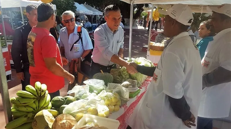 Zé Silva celebra o Dia Mundial da Alimentação e aponta iniciativas de sua autoria para combater a insegurança alimentar