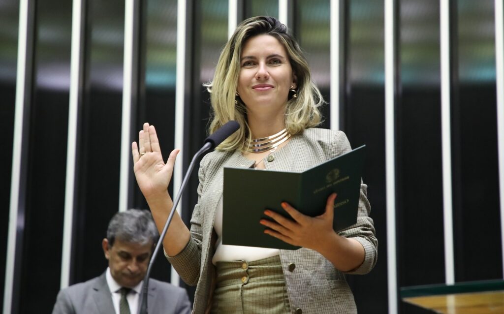 Loreny é a nova deputada do Solidariedade