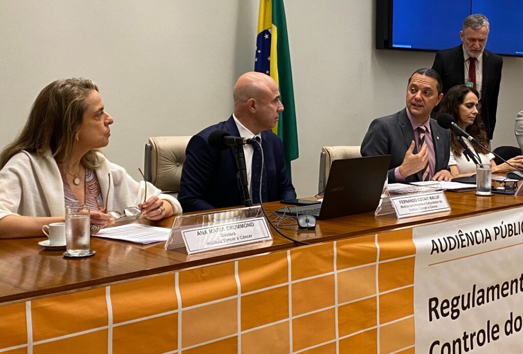 Regulamentação da pesquisa, prevenção e diagnóstico precoce de câncer no SUS são debatidos em audiência pública